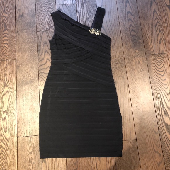 XSCAPE dress